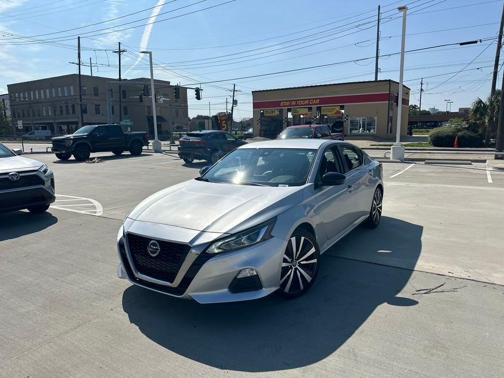 2022 Nissan Altima 2.5 SR